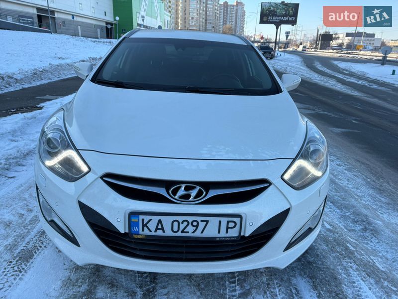 Седан Hyundai i40 2012 в Києві