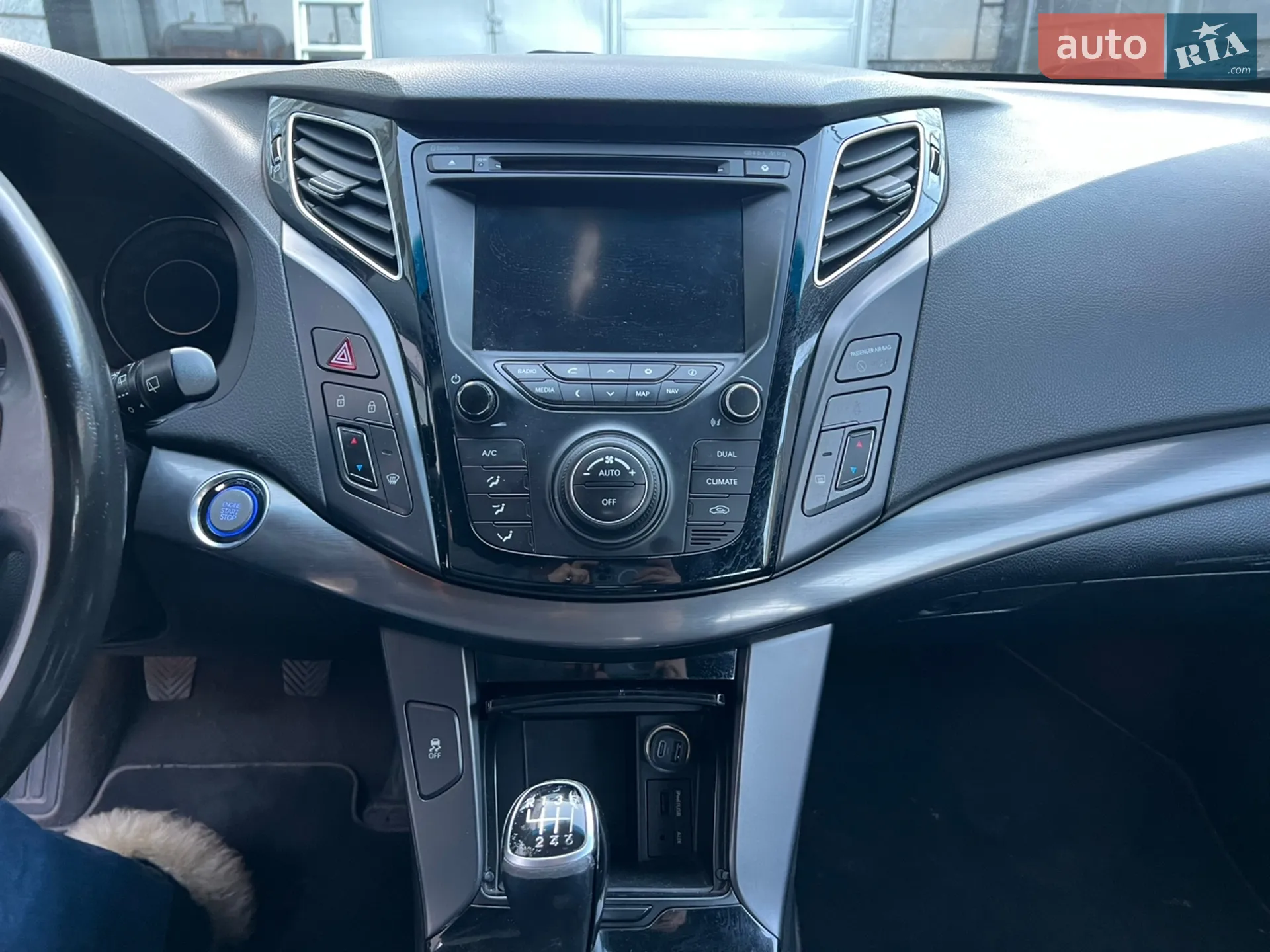 Hyundai i40 2013 VIN KMHLC81UADU053571 фото оголошення 8 з 17