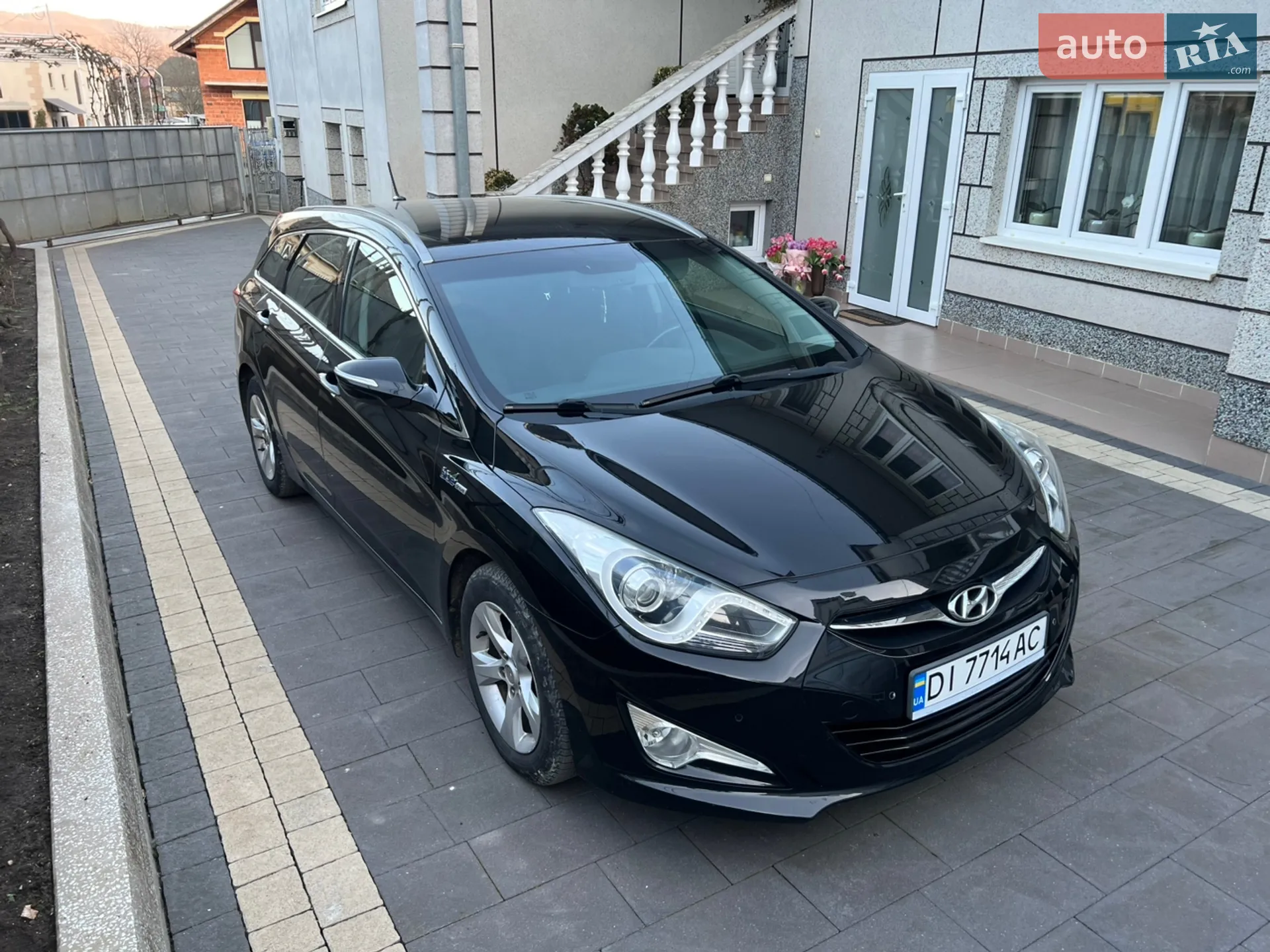 Hyundai i40 2013 VIN KMHLC81UADU053571 фото оголошення 16 з 17