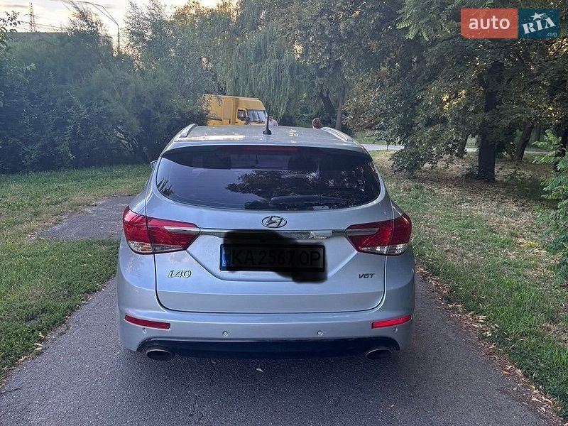 Универсал Hyundai i40 2011 в Киеве