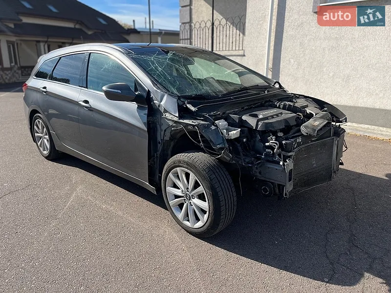 Hyundai i40 2011