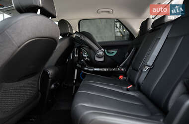 Позашляховик / Кросовер Hyundai Ioniq 5 2022 в 