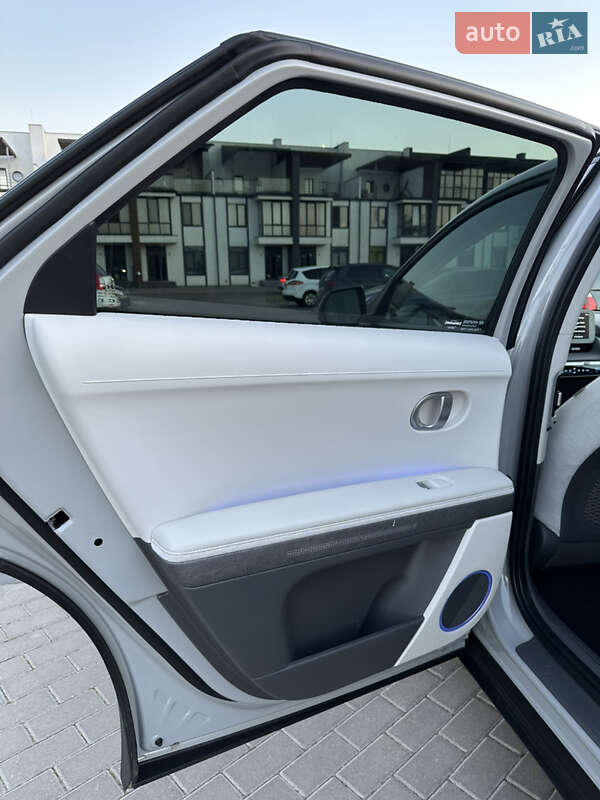 Внедорожник / Кроссовер Hyundai Ioniq 5 2023 в Ровно