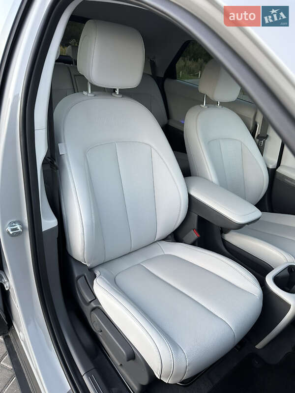 Внедорожник / Кроссовер Hyundai Ioniq 5 2023 в Ровно