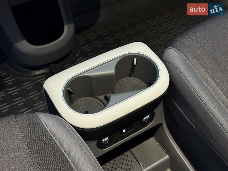 Внедорожник / Кроссовер Hyundai Ioniq 5 2024 в Тернополе фото 44 Внедорожник / Кроссовер Hyundai Ioniq 5 2024 в Тернополе