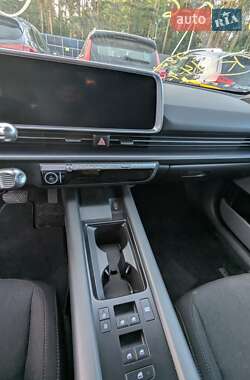 Фастбэк Hyundai Ioniq 6 2023 в 