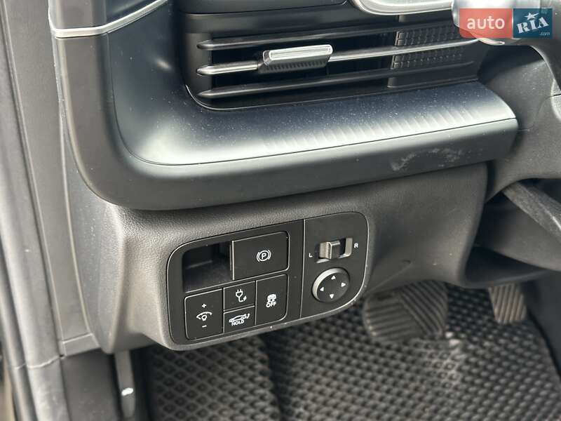 Фастбэк Hyundai Ioniq 6 2023 в Киеве фото 12 Фастбэк Hyundai Ioniq 6 2023 в Киеве