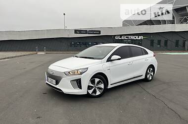 Седан Hyundai Ioniq Electric 2017 в Львові