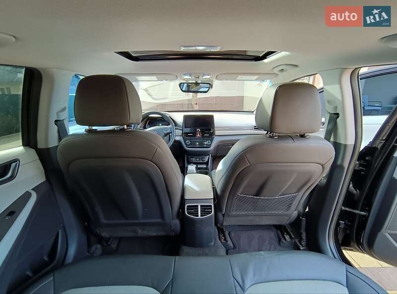 Ліфтбек Hyundai Ioniq Electric 2020 в Богородчанах фото 29 Ліфтбек Hyundai Ioniq Electric 2020 в Богородчанах