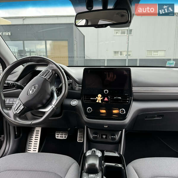 Ліфтбек Hyundai Ioniq Electric 2020 в Мукачевому