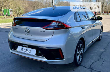 Лифтбек Hyundai Ioniq Electric 2018 в Ровно