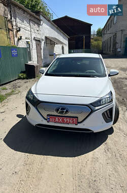 Лифтбек Hyundai Ioniq Electric 2020 в Виннице