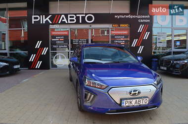 Лифтбек Hyundai Ioniq Electric 2021 в Львове