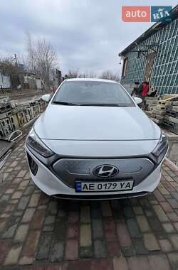 Hyundai Ioniq Electric 2021