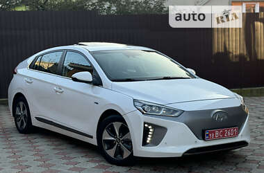 Лифтбек Hyundai Ioniq Electric 2017 в Ровно