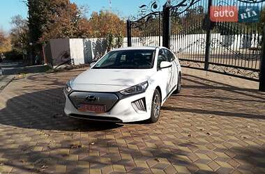 Ліфтбек Hyundai Ioniq Electric 2021 в Києві