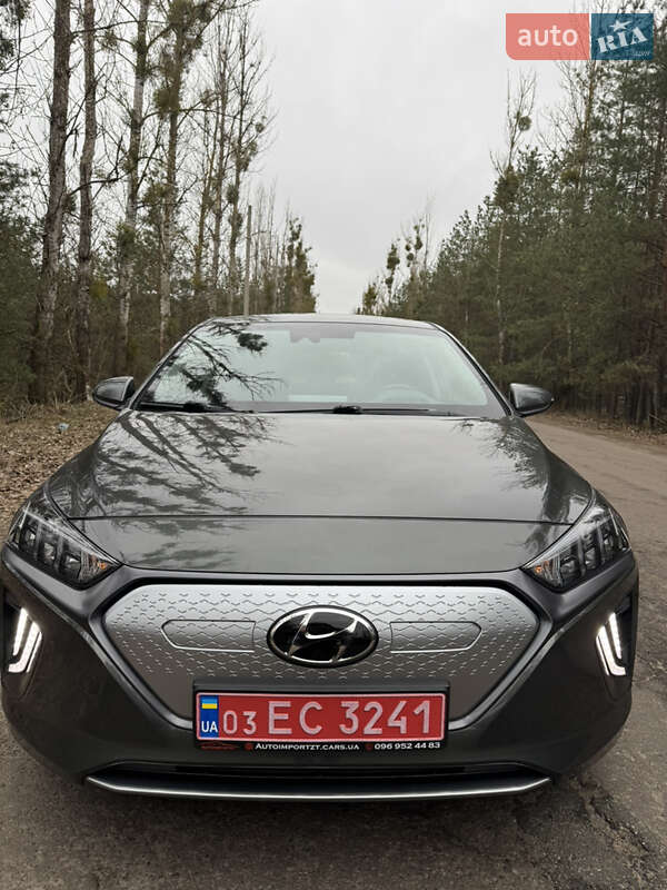 Лифтбек Hyundai Ioniq Electric 2021 в Житомире