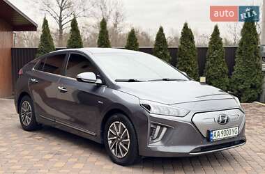 Лифтбек Hyundai Ioniq Electric 2019 в Черновцах