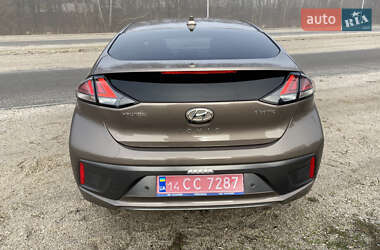 Лифтбек Hyundai Ioniq Electric 2019 в Днепре