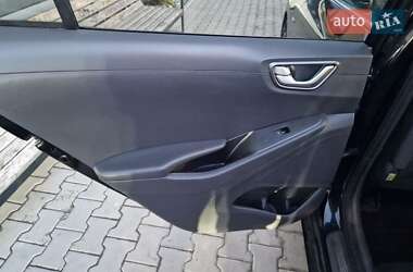 Ліфтбек Hyundai Ioniq Electric 2019 в 