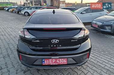 Ліфтбек Hyundai Ioniq Electric 2019 в 