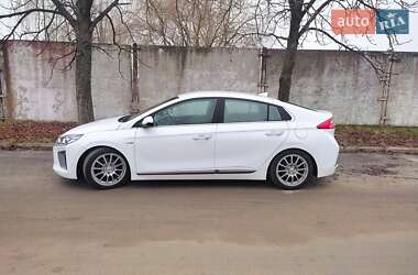 Ліфтбек Hyundai Ioniq Electric 2016 в Звягелі