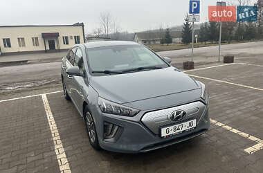 Лифтбек Hyundai Ioniq Electric 2019 в Волочиске