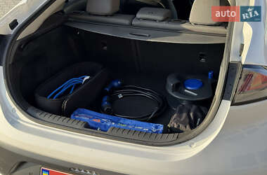 Лифтбек Hyundai Ioniq Electric 2019 в 