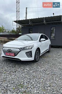 Лифтбек Hyundai Ioniq Electric 2020 в 
