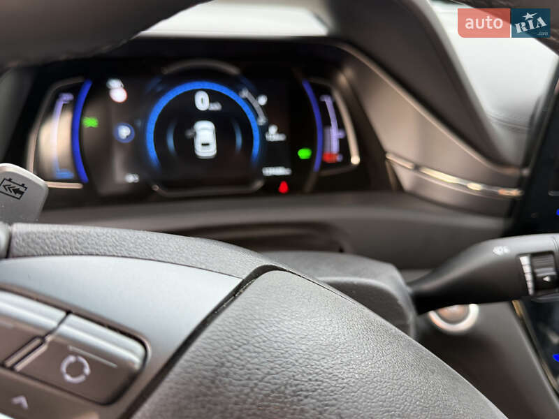 Ліфтбек Hyundai Ioniq Electric 2020 в Львові