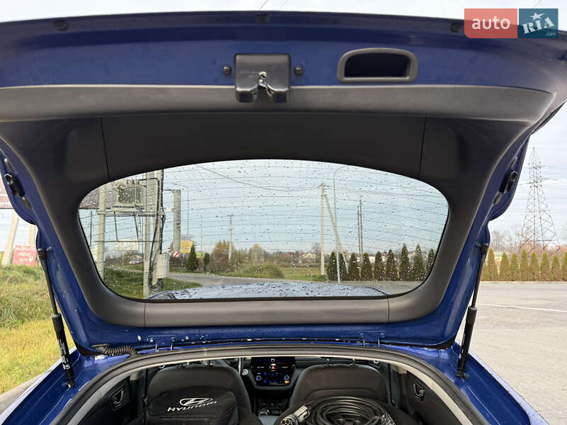 Ліфтбек Hyundai Ioniq Electric 2020 в Львові