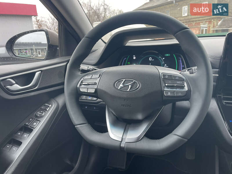 Лифтбек Hyundai Ioniq Electric 2021 в Бахмаче