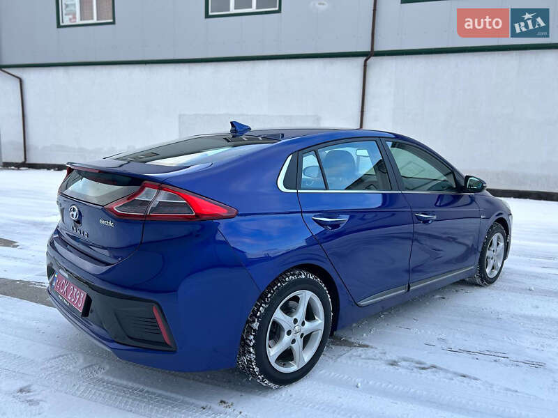 Лифтбек Hyundai Ioniq Electric 2019 в Виннице фото 3 Лифтбек Hyundai Ioniq Electric 2019 в Виннице