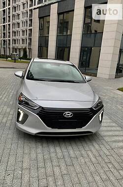 Хетчбек Hyundai Ioniq 2017 в Києві