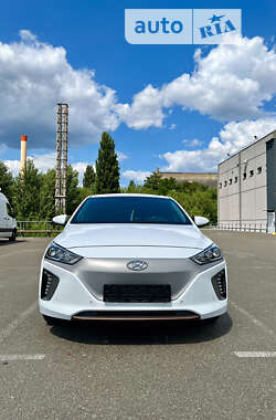 Хетчбек Hyundai Ioniq 2019 в Києві