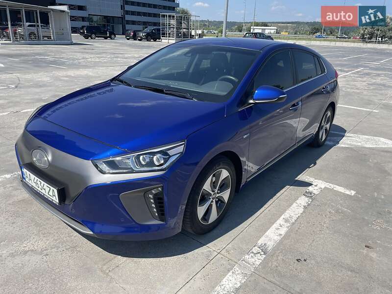 Хэтчбек Hyundai Ioniq 2019 в Киеве