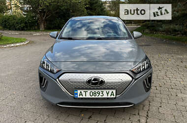 Ліфтбек Hyundai Ioniq 2021 в 