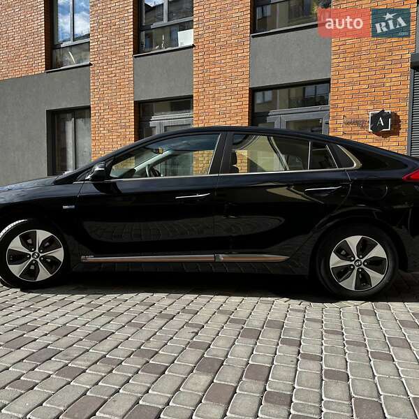 Хетчбек Hyundai Ioniq 2016 в Коломиї