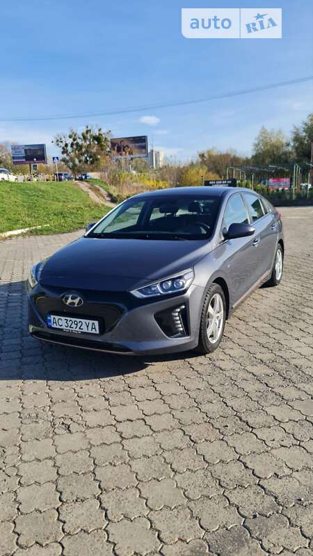 Хэтчбек Hyundai Ioniq 2019 в Луцке