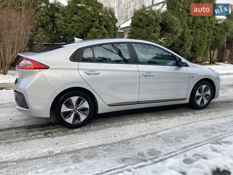 Hyundai Ioniq