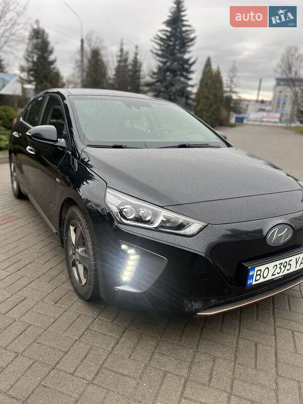 Хетчбек Hyundai Ioniq 2017 в Тернополі