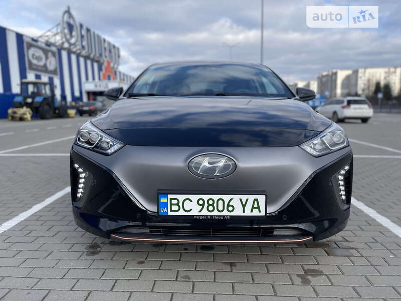 Хэтчбек Hyundai Ioniq 2018 в Дрогобыче