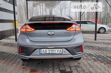 Хетчбек Hyundai Ioniq 2016 в Вінниці