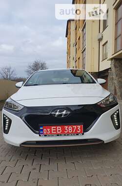 Лифтбек Hyundai Ioniq 2019 в Черновцах