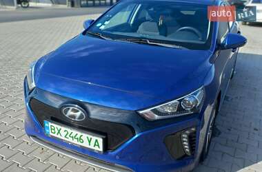 Хэтчбек Hyundai Ioniq 2018 в 