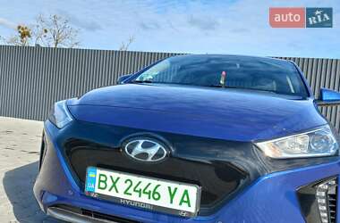 Хэтчбек Hyundai Ioniq 2018 в 