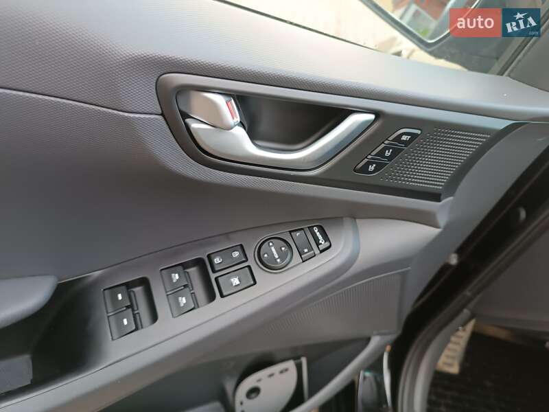 Хетчбек Hyundai Ioniq 2018 в Києві