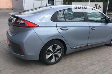 Хетчбек Hyundai Ioniq 2016 в Горохові