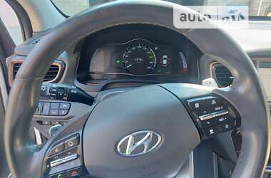 Хэтчбек Hyundai Ioniq 2017 в Ужгороде