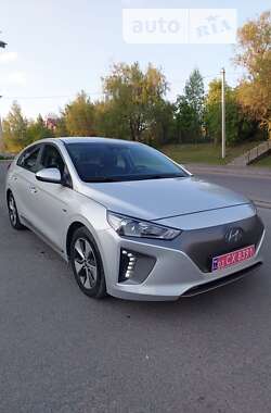 Хетчбек Hyundai Ioniq 2017 в Луцьку